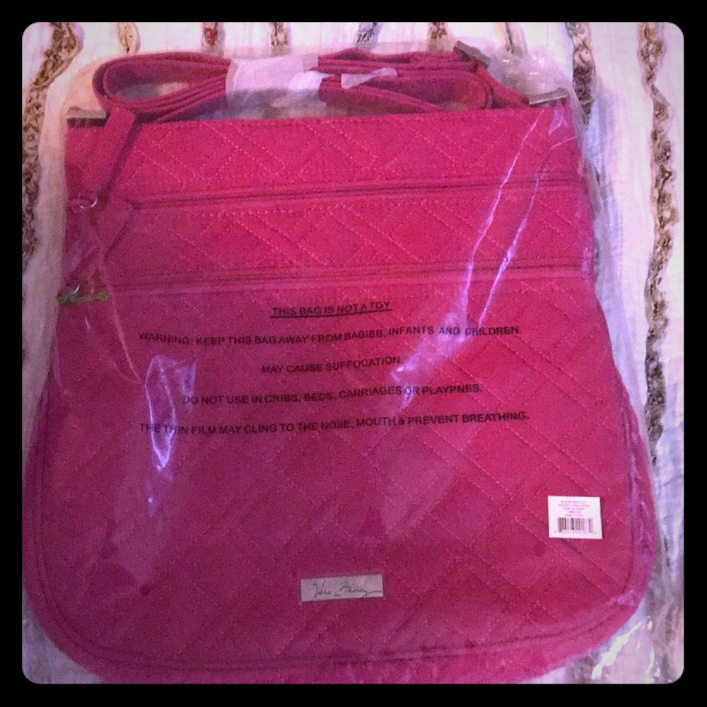 Brand New Vera Bradley Triple Zip Hipster Fuchsia